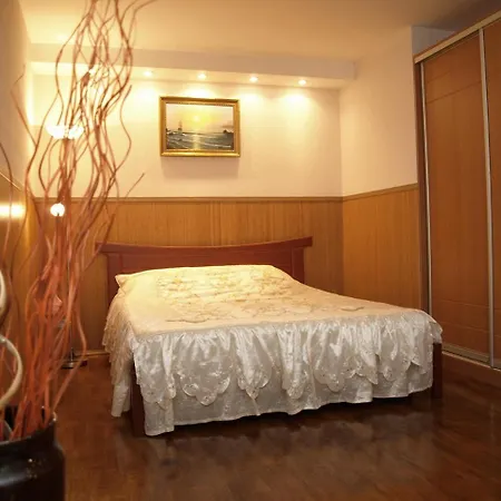Apartment In The City Center Dnipro Exterior photo